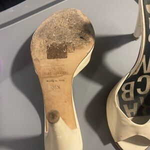 Marc Jacobs Cream Heels with Leather Sole